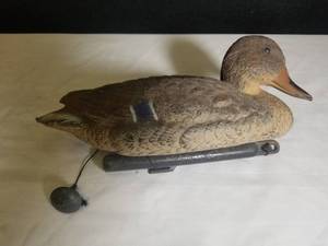 lot 111 image: Vintage Collection of Italian Carry Lite Mallard Hen Duck Decoys