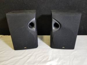 lot 39 image: JVC SP-D2T Speaker System
