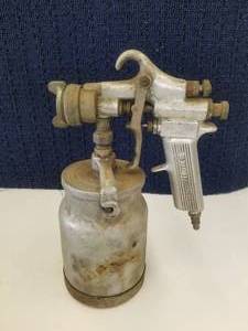 lot 79 image: Vintage DeVilbiss Type MBC Spray Gun