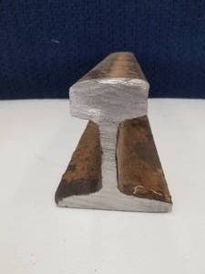 lot 15 image: Hot Rolled Steel 18 Railroad Anvil
