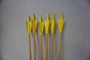 lot 61 image: 6 -  Indian Archery 28 Cedar Target Arrows