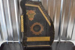 1915 Piano Harp