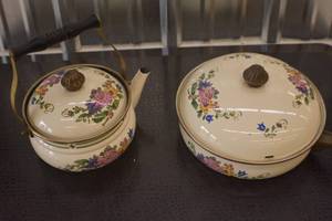 German Teapot and Frypan