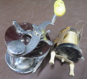 lot 18 image: VINTAGE PENN PEER NO 209 REEL  VINTAGE REEL