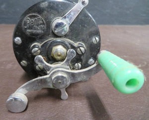 lot 25 image: VINTAGE PENN #180 REEL