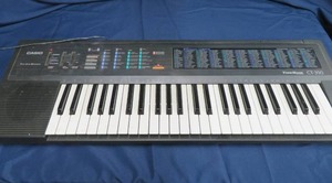 lot 53 image: CASIO 210 SOUND BANK KEYBOARD CT-390