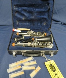 lot 55 image: SELMER CLARINET
