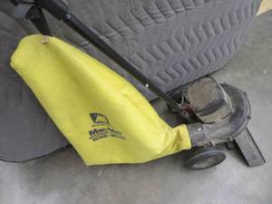 lot 91 image: INDOOR  OUTDOOR VACUUM  MULCHER