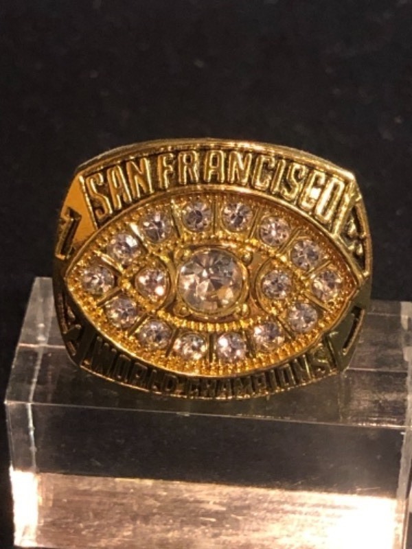 San Francisco 49ers Joe Montana 1982 Championship Replica Ring