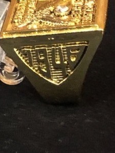 lot 22 image: Philadelphia Eagles 1948 NFL  Champions Replica Ring