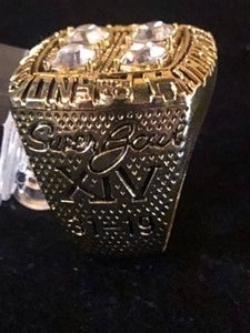 lot 23 image: Pittsburgh Steelers Terry Bradshaw 1979 Super Bowl Championship Replica Ring