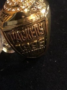 lot 57 image: Green Bay Packers Brett Favre 1996 Championship Replica Ring