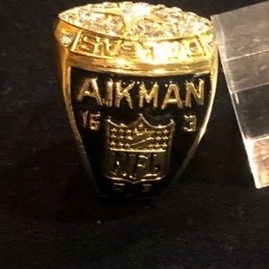 lot 119 image: Dallas Cowboys Troy Aikman 1992 Championship Replica Ring