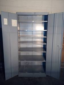 lot 21 image: 78 x 36 x 21 - 7 shelf steel storage cabinet.
