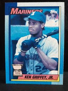 lot 34 image: Ken Griffey Jr 1990 Topps All Star Rookie