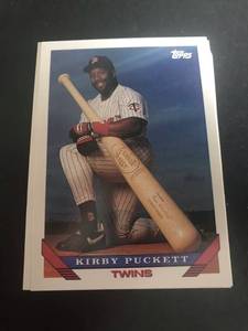 lot 104 image: 35 Kirby Puckett 1993 Topps