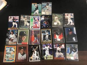 lot 108 image: 20 Different Frank Thomas Cards Including Topps RC