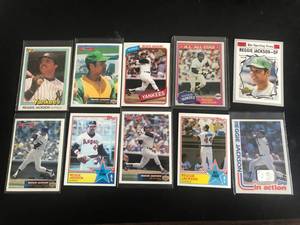 lot 127 image: 10 Different Reggie Jackson Cards