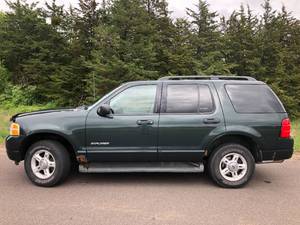 2004 Ford Explorer XLT - 4x4