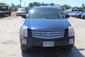 lot 7806 image: 2006 Cadillac SRX AWD