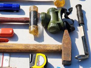 lot 26 image: Shop Tools Lot
