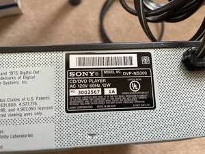 lot 81 image: Sony CD  DVD Player
