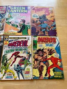 lot 113 image: (10) 1960s Marvel And DC Comic Books