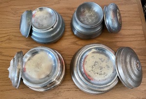 lot 217 image: Vintage Powder Puff Music Boxes