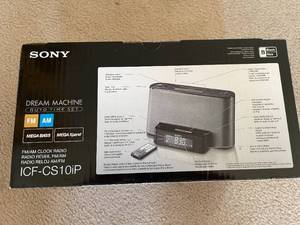 lot 260 image: Sony Dream Machine Speaker Dock
