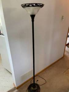 lot 267 image: Ornate Metal Floor Lamp With Glass Shade