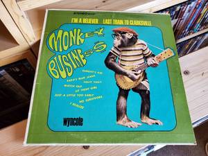 lot 299 image: (24) Assorted Vintage Record Albums