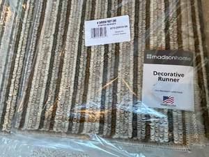 lot 304 image: 2 Decorative Runners New In The Package