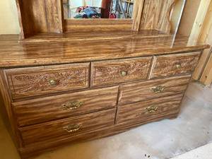lot 329 image: 7 Drawer Dresser With Mirror and Brass Accents