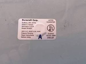 lot 352 image: Duracraft Humidifier w Two Gallon Output Per Day