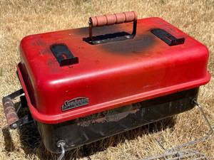 lot 359 image: Sunbeam Patio Master Grill With Accessories