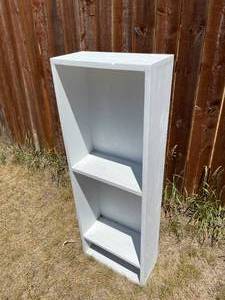 lot 361 image: White Wooden Garage Storage Shelf