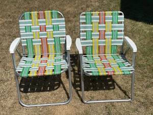 lot 383 image: 2 Webbed Folding Chairs