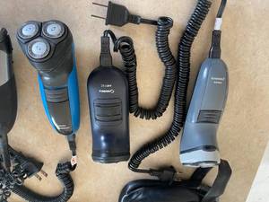 lot 301 image: Electric Shaver Lot
