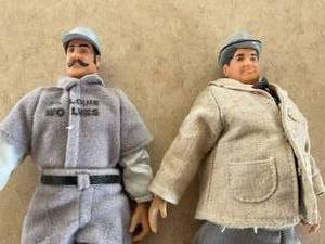 lot 386 image: Two Vintage Bud Abbot Figures