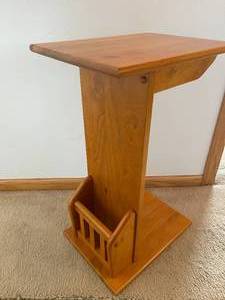 lot 391 image: Snack Table With Book Rack