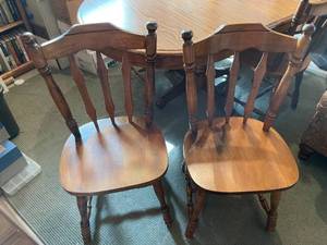 lot 415 image: Wooden Kitchen Table With Six Chairs