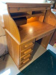 lot 433 image: Lighted Roll Top Desk