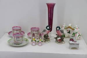 lot 12 image: Misc Glassware