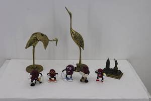 lot 35 image: California Raisins & Brass Figures