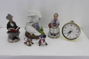 lot 37 image: Ceramic Pieces