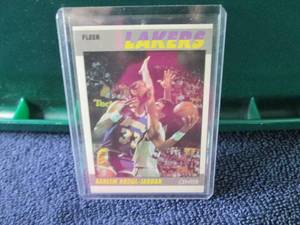 lot 14 image: 1987-88 Kareem Abdul Jabbar Card...
