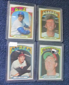 lot 19 image: 1972 Topps Baseball Cards...