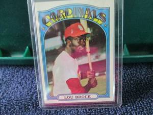 lot 23 image: 1972 Topps Lou Brock Card...