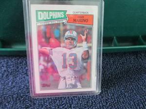 lot 41 image: 1987 Topps Dan Marino Card...