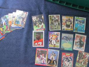 lot 62 image: 25 Football Rookie Cards...